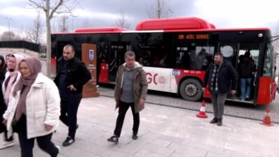 Ankara'da vatandaşlar, Ramazan Bayramı’nın tadını Büyükşehir Belediyesi’nin parklarında çıkardı. Özellikle