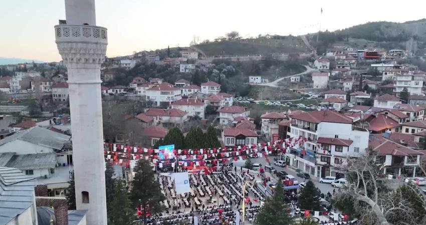 Antalya Büyükşehir Belediyesi Başkan Vekili Büşra Özdemir, Kadir Gecesi’nde Elmalı’da