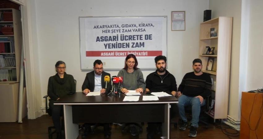 Asgari Ücret İnisiyatifi: “Akaryakıta, gıdaya, kiraya, her şeye zam varsa asgari ücrete de yeniden zam yapılmalı” Asgari Ücret İnisiyatifi, asgari ücrete ilişkin 9 Nisan'da TBMM’de siyasi