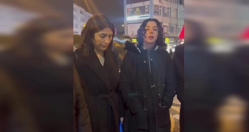 Avukatlardan Kadıköy’de eylem: Fatma Nur ve kızı Hifa İkra’nın sorumlularından hesap soracağız Avukatlar, Ayhan Şengüler tarafından istismar edildiği iddia edilen Fatma Nur