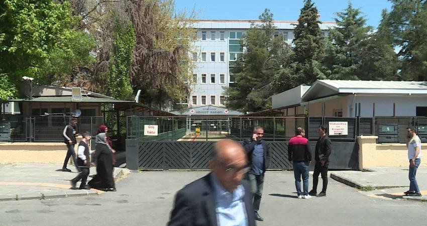 Ayşe Tokyaz cinayetinin sanığı Cemil Koç’un Ejegül Ovezova’ı da öldürmekten yargılandığı davada dinlenen tanık: “Ejegül düşmeden önce ‘yeter, yeter’ diye bağırıyordu” İstanbul'da üniversite öğrencisi Ayşe Tokyaz cinayetinin sanığı Cemil Koç'un Diyarbakır’da