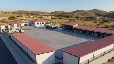 Ayvalık Belediye Başkanı Mesut Ergin, kentte çevre bilincini artırmak ve