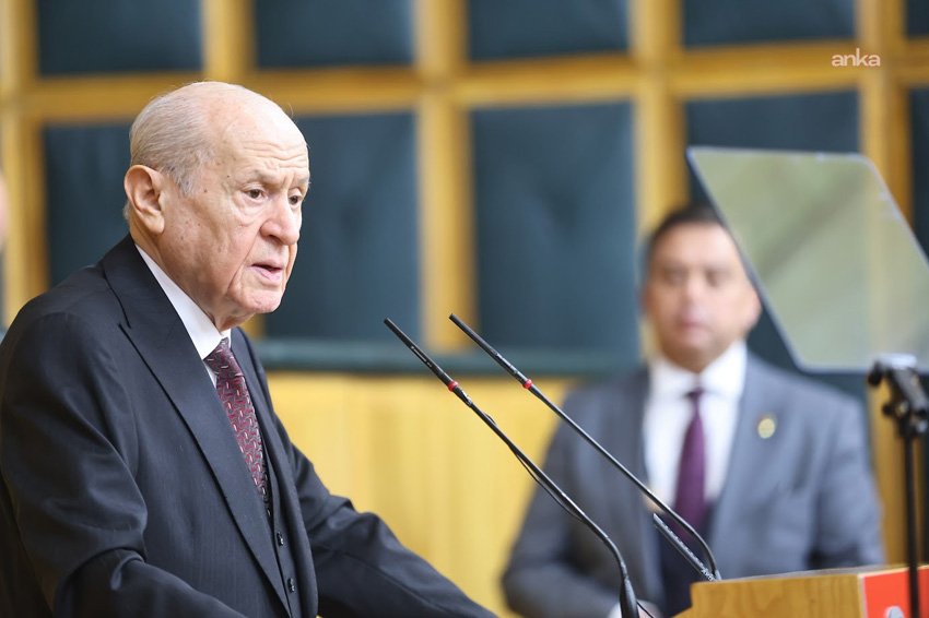 MHP Genel Başkanı Devlet Bahçeli: “İran’a yapılan mütehakkim ve mütecaviz saldırıları hiç tereddütsüz kınıyorum” MHP Genel Başkanı Devlet Bahçeli, "İran’a yapılan mütehakkim ve mütecaviz