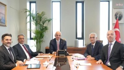 Kültür ve Turizm Bakanı Mehmet Nuri Ersoy, Türk Hava Yolları Yönetim