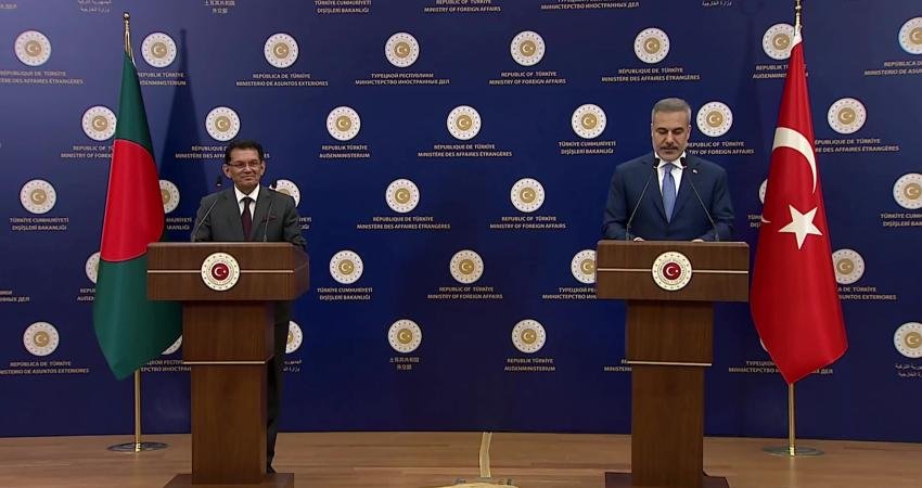 Dışişleri Bakanı Hakan Fidan, Bangladeş Dışişleri Bakanı Khalirur Rahman ile