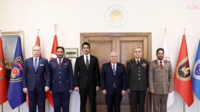 Milli Savunma Bakanı Yaşar Güler, Katar Silahlı Kuvvetlerine ait helikopterin