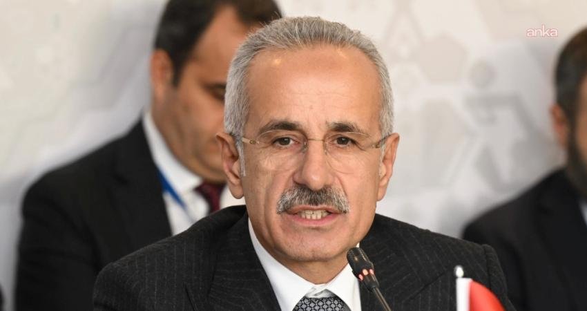 Ulaştırma ve Altyapı Bakanı Abdulkadir Uraloğlu, bu sabah İstanbul Boğazı'nın