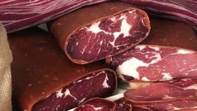 Tarım ve Orman Bakanı İbrahim Yumaklı, Kayseri pastırmasının Avrupa Birliği (AB) tescili