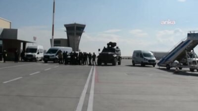 İran'dan dronlarla düzenlenen saldırıların ardından Azerbaycan'ın Bakü ve Gence şehirleri