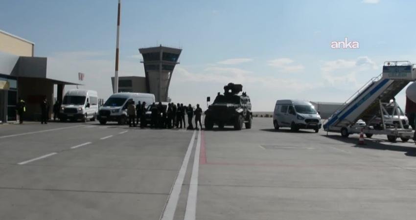 İran'dan dronlarla düzenlenen saldırıların ardından Azerbaycan'ın Bakü ve Gence şehirleri