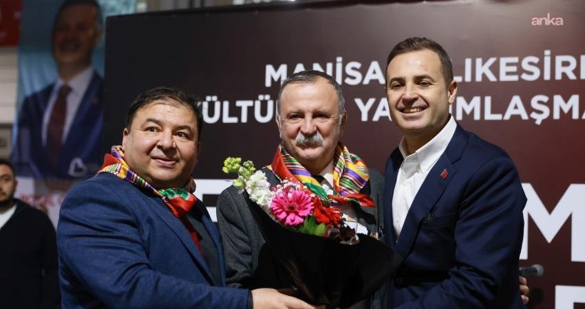 Manisa Balıkesirliler Kültür ve Yardımlaşma Derneği, vatandaşları Ferdi Zeyrek Millet