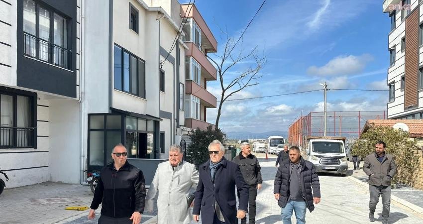 Bandırma Belediye Başkanı Dursun Mirza, ilçe genelinde devam eden çalışmaları