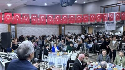 Bandırma Belediye Başkanı Dursun Mirza, şehit aileleri, gaziler ve gazi