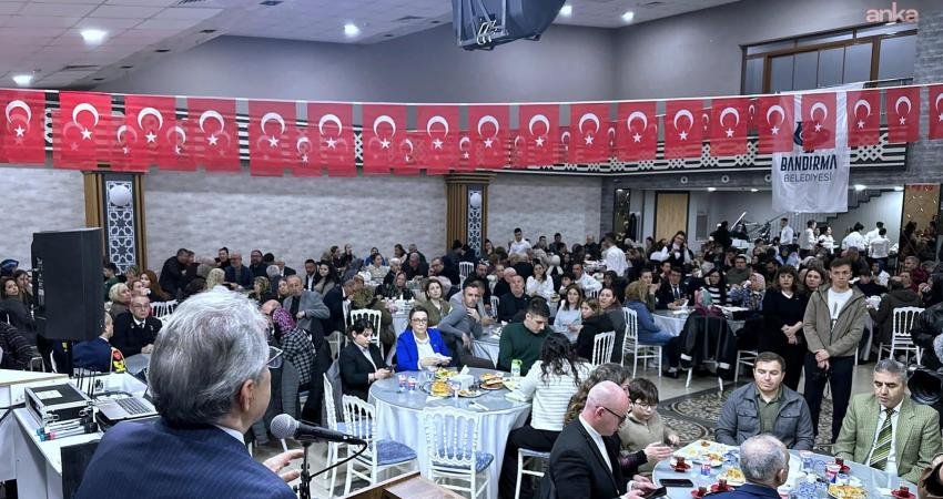Bandırma Belediye Başkanı Dursun Mirza, şehit aileleri, gaziler ve gazi