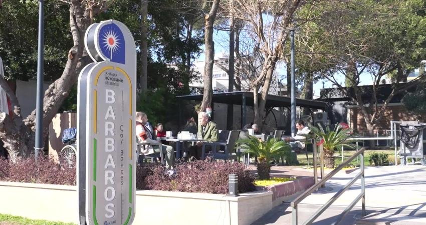 Antalya Büyükşehir Belediyesi bünyesinde hizmet veren Barbaros Aile Çay Bahçesi,