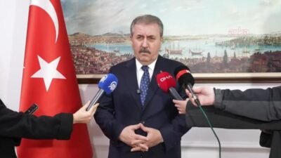 Büyük Birlik Partisi Genel Başkanı Mustafa Destici, Orta Doğu’daki gerilime ilişkin,