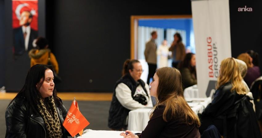 Beylikdüzü Belediyesi, 8 Mart Dünya Kadınlar Günü dolayısıyla "Sokakta Sahada
