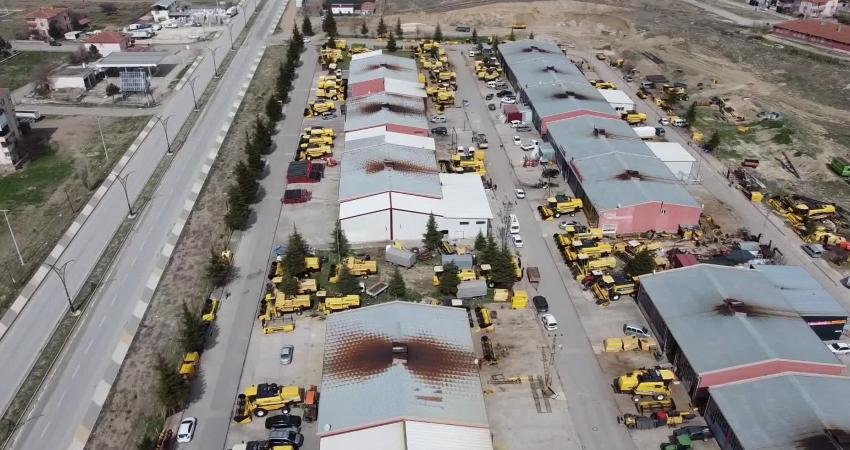 Biçerdöverler hasat için hazır: “Geçen sene biçtiğimiz fiyata bu sene biçemeyeceğiz”” Yozgat'ın Yerköy, Kırşehir’in Çiçekdağı ilçelerinde geçtiğimiz sezon sonrası bakıma alınan