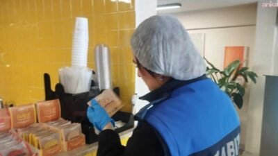 Bilecik Belediyesi Zabıta Müdürlüğü ekipleri tarafından şehrin birçok noktasında, yiyecek