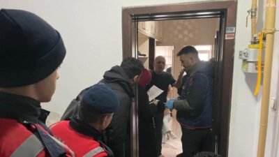 BİRTEK-SEN Genel Başkanı Mehmet Türkmen gözaltına alındı Birleşik Tekstil Dokuma ve Deri İşçileri Sendikası (BİRTEK-SEN) Genel Başkanı