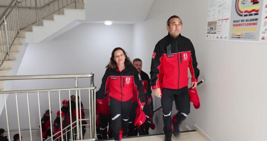 Bodrum Belediyesi BAK ekibine AFAD Akreditasyon arması AFAD Akreditasyon Sistemi arma teslim töreni, Bodrum Belediyesi Afet İşleri