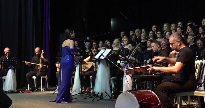 Bornova Belediyesi, 8 Mart Dünya Emekçi Kadınlar Günü dolayısıyla sanat,