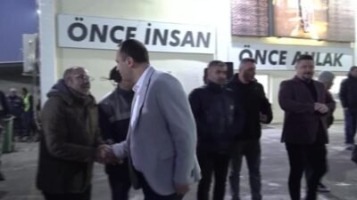 Bornova Belediye Başkanı Ömer Eşki, belediye çalışanlarının Ramazan Bayramı'nı kutladı.