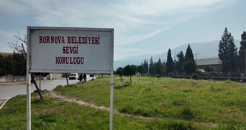 Bornova’da Dünya Down Sendromu Farkındalık Günü’nde fidanlar toprakla buluştu Bornova’da 21 Mart Dünya Down Sendromu Farkındalık Günü kapsamında düzenlenen