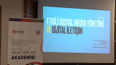 Bornova’da muhtarlara yönelik başlatılan akademi programı kapsamında düzenlenen eğitimlerde, dijital