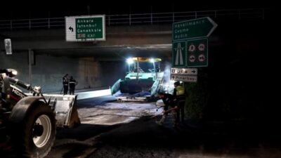 Bornova Belediyesi, son yılların en yağışlı şubat ayının ardından yol