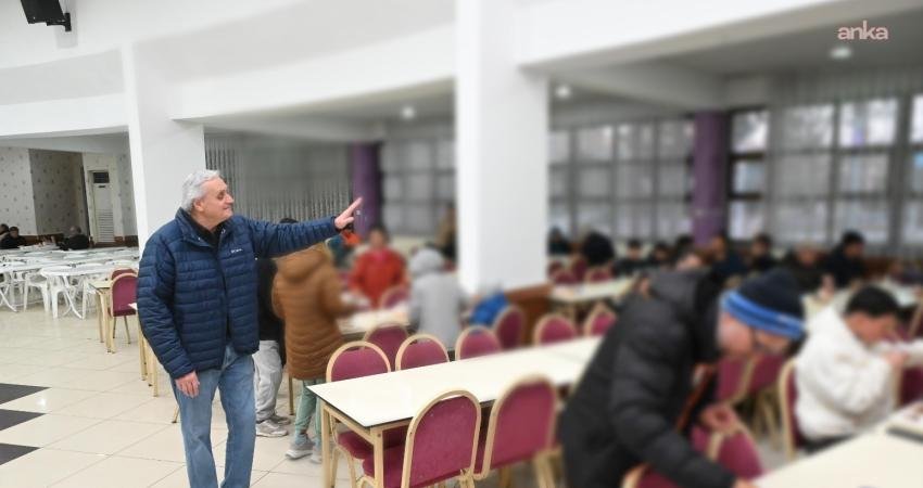 Bozüyük Belediye Başkanı Mehmet Talat Bakkalcıoğlu, düzenlenen iftar yemeğinde eski