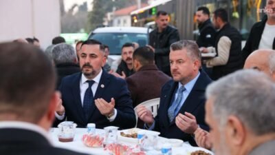 Buca Belediye Başkanı Görkem Duman, taksi esnafı ve Bucaspor camiasıyla