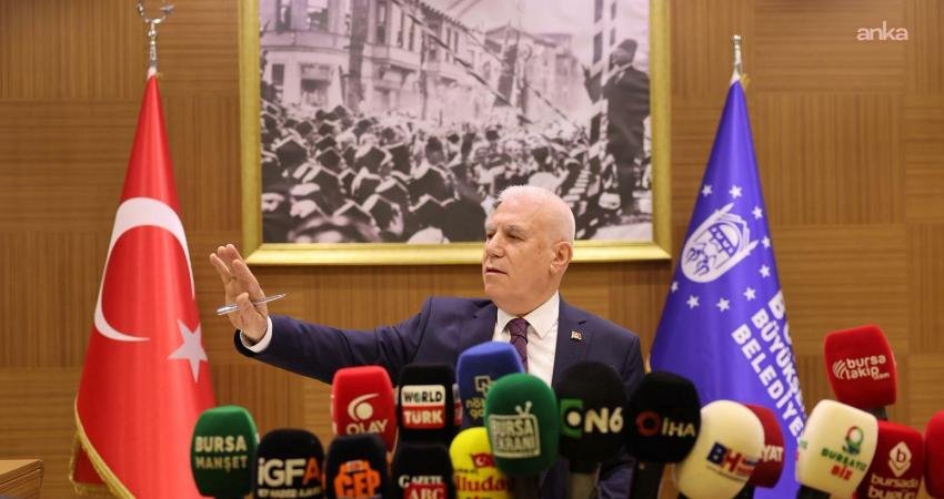 Bursa Büyükşehir Belediye Başkanı Mustafa Bozbey, Büyükşehir Belediye Meclisi’nde kentin