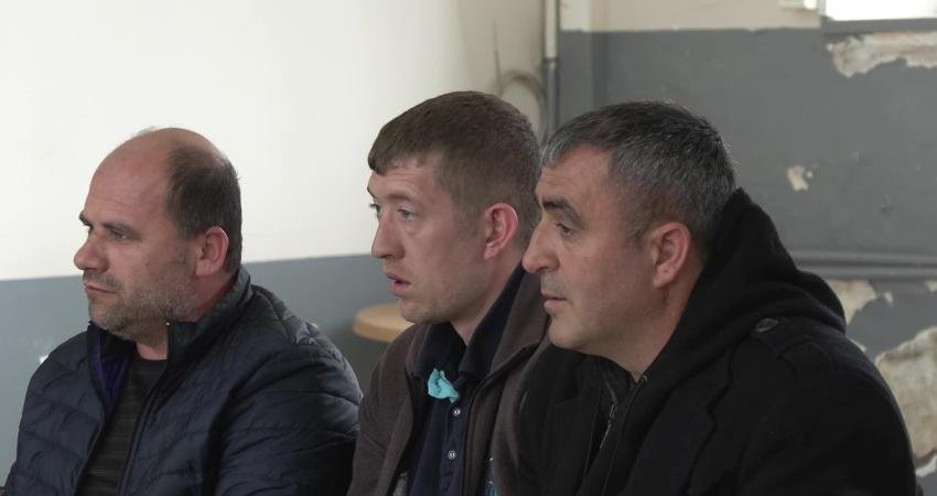 Bursa Büyükşehir Belediye Başkanı Bozbey, BUSKİ personeliyle bayramlaştı Bursa Büyükşehir Belediye Başkanı Mustafa Bozbey, Ramazan Bayramı’nın birinci gününde