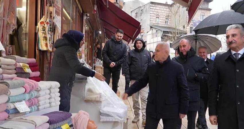 Bursa Büyükşehir Belediye Başkanı Mustafa Bozbey, Ramazan Bayramı arifesinde tarihi