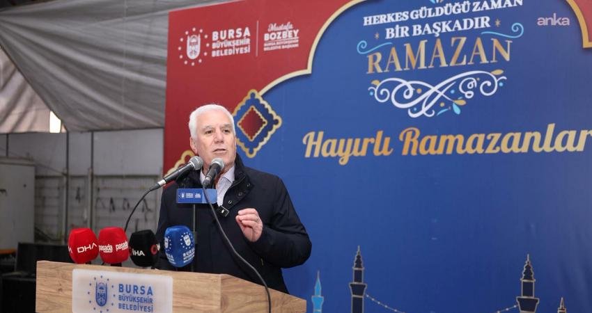 Bursa Büyükşehir Belediyesi’nin Mustafakemalpaşa’da düzenlediği iftar programında konuşan Büyükşehir Belediye