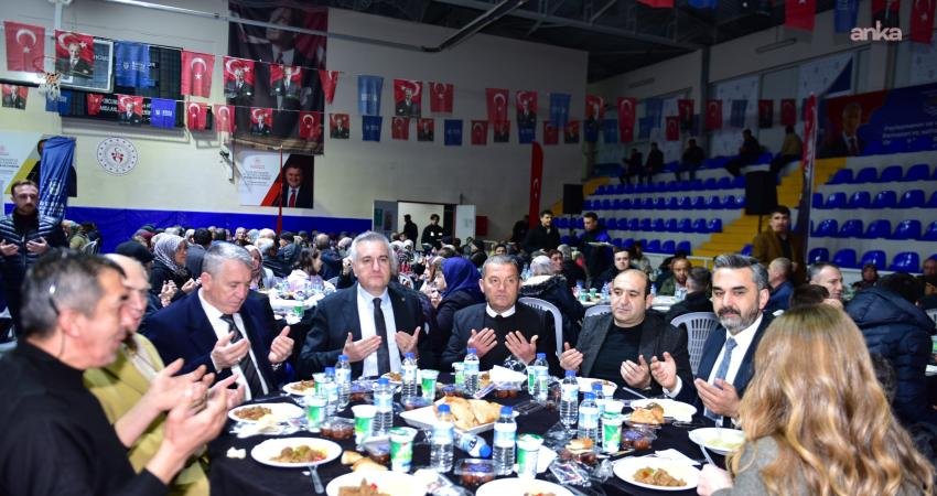 Ramazan ayını 17 ilçede düzenlenen iftar programlarıyla renklendiren Bursa Büyükşehir