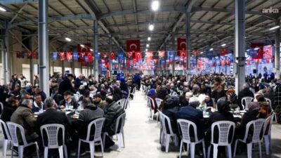 Bursa Büyükşehir Belediyesi tarafından Yenişehir Kapalı Pazar Alanı’nda düzenlenen iftar