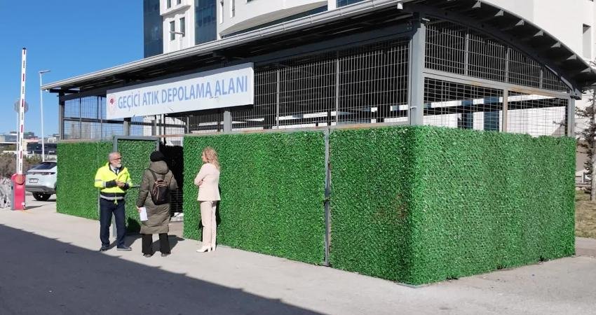 Çankaya Belediyesi, ilçenin farklı noktalarına yerleştirilen atık konteynerleri ile cam,