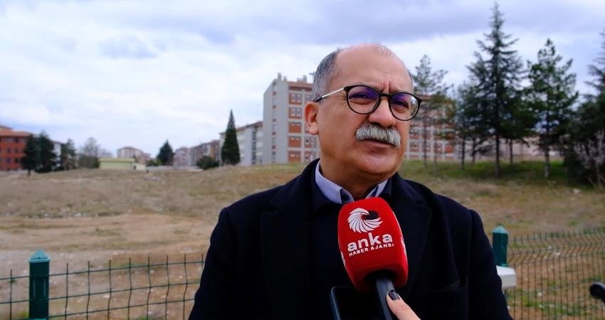 CHP Eskişehir Milletvekili İbrahim Arslan, 2020'de depreme dayanıksız olduğu gerekçesiyle yıkılan