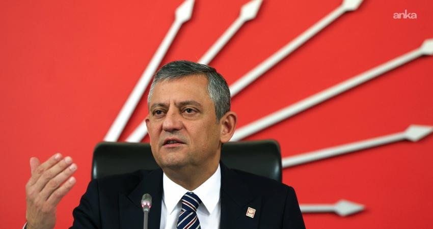 CHP Genel Başkanı Özgür Özel, Katar'da kaza kırıma uğrayan helikopterde