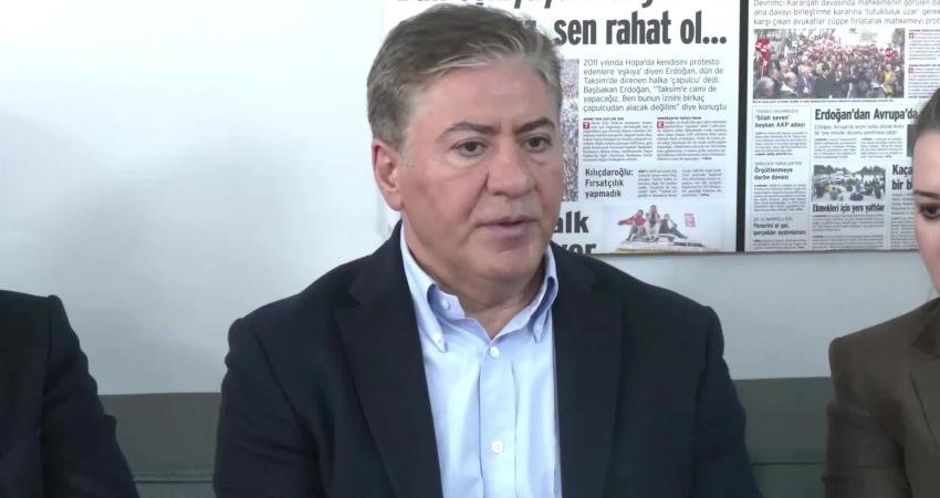 CHP heyetinden BirGün Gazetesi’ne destek ziyareti… Murat Emir: “İsmail Arı’nın kasten yaptığı bir suç varsa o da halkın vergisine sahip çıkmaktır” CHP heyeti, gazeteci İsmail Arı'nın tutuklanması nedeniyle BirGün Gazetesi’ne destek