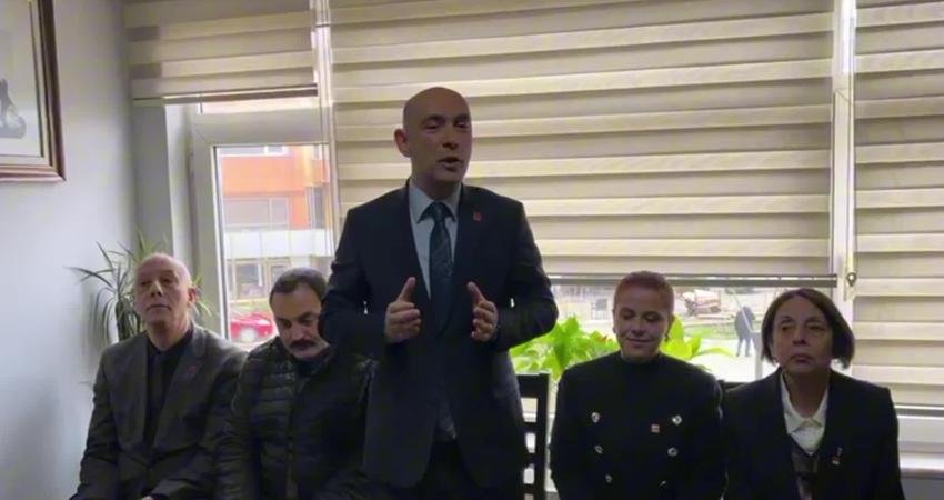 CHP Zonguldak İl Başkanı Dural’dan Bolu Belediye Başkanı Özcan’ın gözaltına alınmasına ilişkin: “Bu siyasi operasyonlara asla boyun eğmeyeceğiz” Programa CHP Zonguldak İl Başkanı Devrim Dural, Bolu Belediye Başkanı Tanju