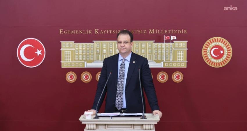 CHP’li Alp’in şikayetiyle açılan Aynalı Köşk Satışı Davası’nda ilk duruşma yarın: Eski Kars Belediye Başkanı Karaçanta hakim karşısına çıkacak CHP Kars Milletvekili İnan Akgün Alp'in şikayetiyle açılan Kars Belediyesi’ne