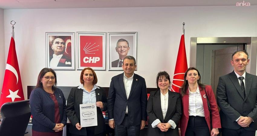CHP’li Bulut ve Karasu, EMADDER heyetiyle biraraya geldi… “Kademeli emeklilik çıkarılmalı” CHP Genel Başkan Yardımcıları Burhanettin Bulut ile Ulaş Karasu, Emeklilikte