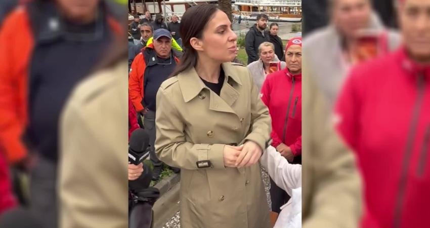 CHP’li Özcan’dan Göcek Osmanağa Günlüklü Koyu’nda yapılan çalışmalara tepki: “Kıyılar halkındır, halkın kalacaktır” CHP Muğla Milletvekili Gizem Özcan, Göcek’te Osmanağa Günlüklü Koyu’nda yürütülen