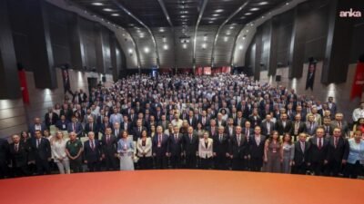 CHP'li Trakya Belediye Başkanları Toplantısı Genel Başkan Yardımcısı Gökan Zeybek başkanlığında 13