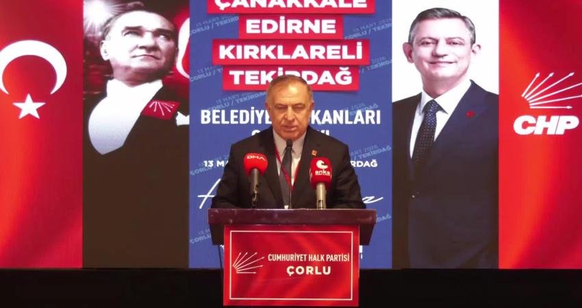 CHP Genel Başkan Yardımcısı Gökan Zeybek partisinin Trakya Belediye Başkanları