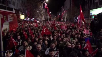 CHP Genel Başkanı Özgür Özel, Cumhurbaşkanı Recep Tayyip Erdoğan'ın Amerika