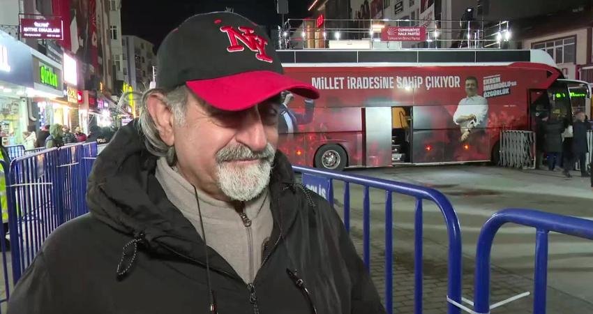 CHP'nin düzenlediği "Millet İradesine Sahip Çıkıyor" mitinglerinin 65'ine katılan 60 yaşındaki